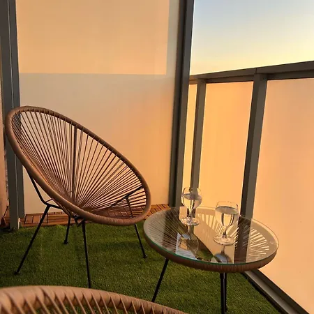 アパート Intelliparts Q