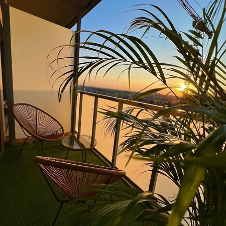 アパート Intelliparts Q