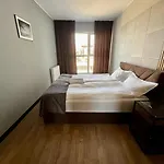Intelliparts Q Apartment Wroclaw